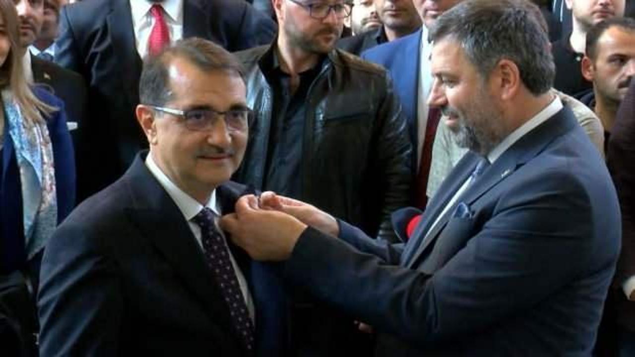 Bakan D&ouml;nmez, TBMM'de milletvekili kaydını yaptırdı