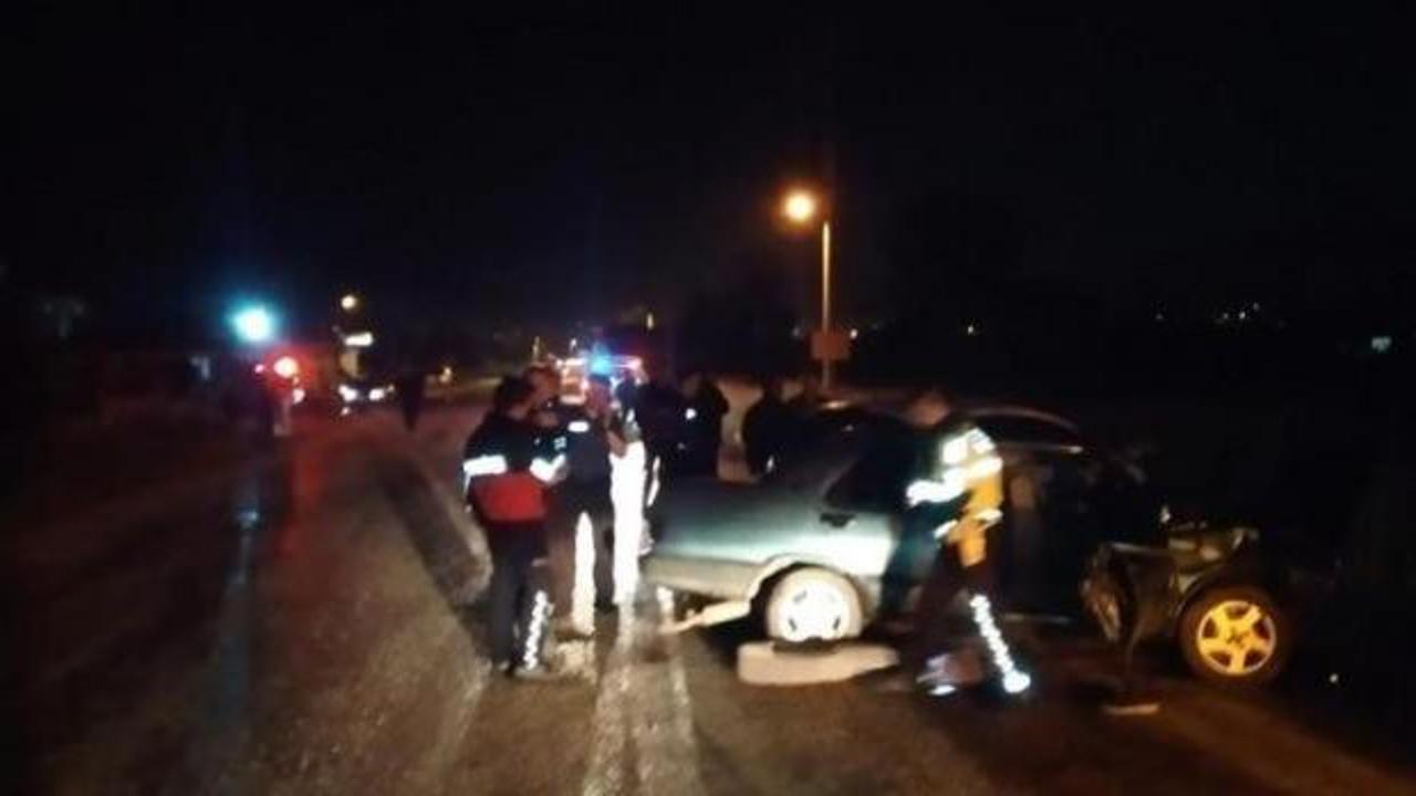 Burdur’da iki otomobil çarpıştı: 5 yaralı