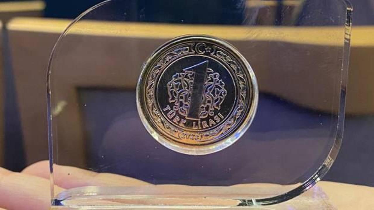 Cumhurbaşkanı Erdoğan'ın Göreve Başlama Töreni dolayısıyla hatıra parası bastırıldı