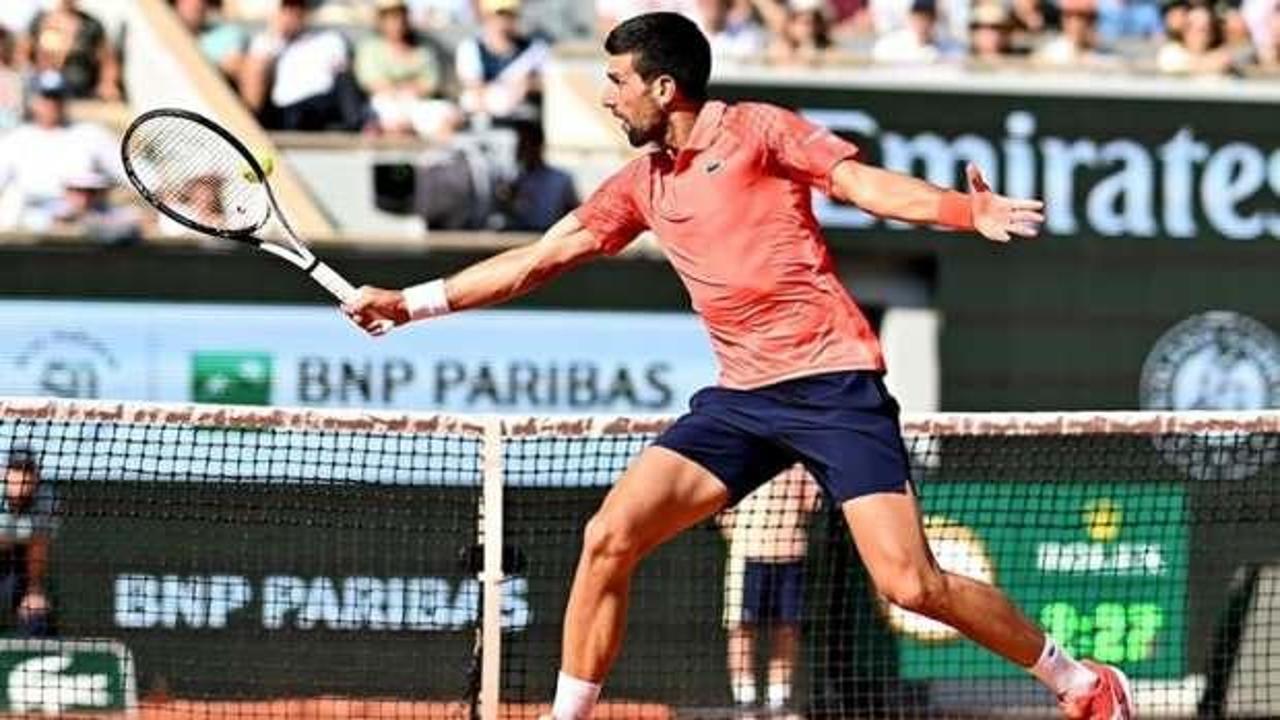 Fransa Açık'ta Novak Djokovic 4. tur bileti aldı
