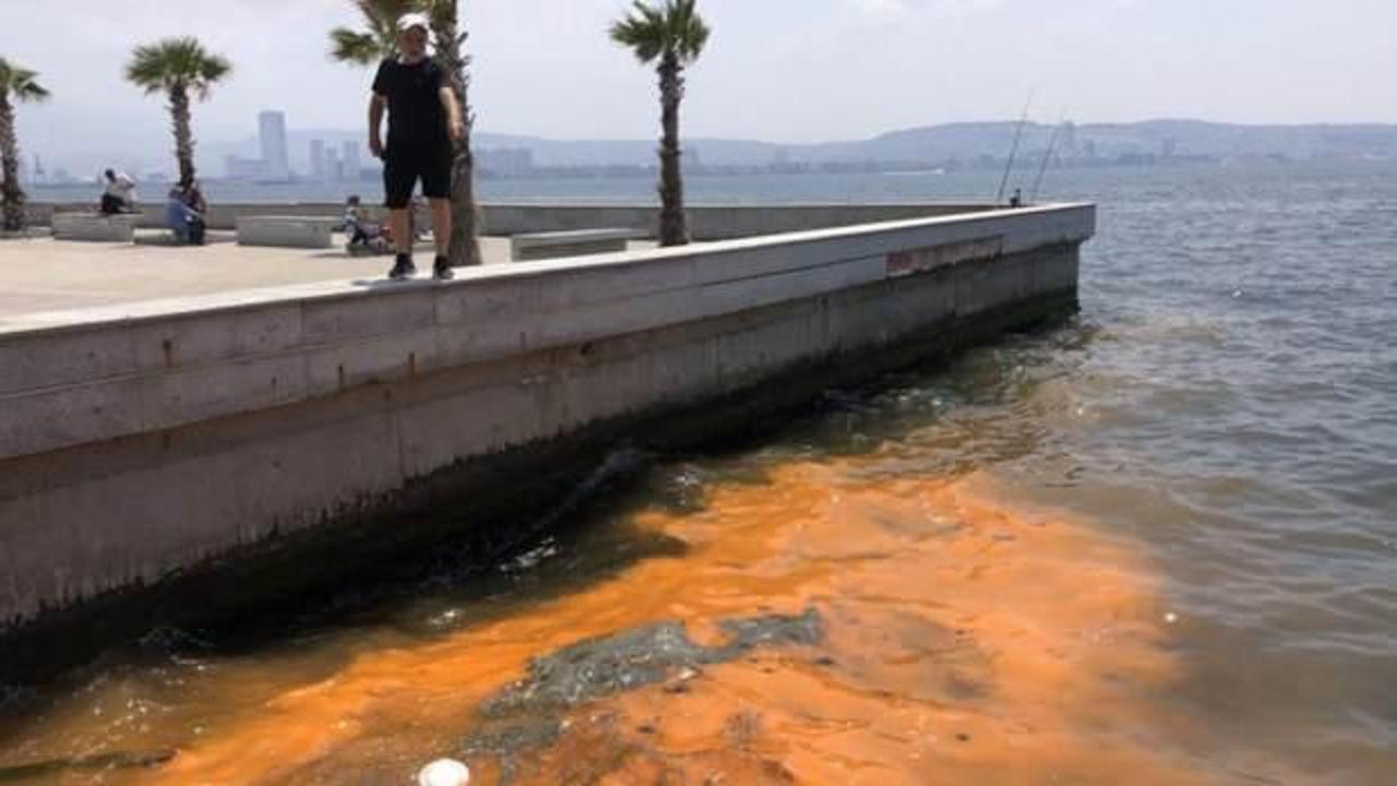 İzmir Körfezi turuncuya boyandı