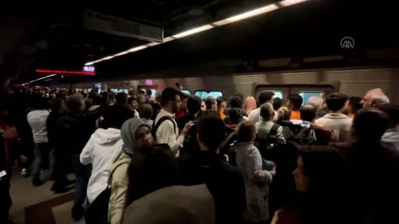 Yenikapı-Hacıosman Metro Hattı'ndaki seferlerde aksama yaşandı