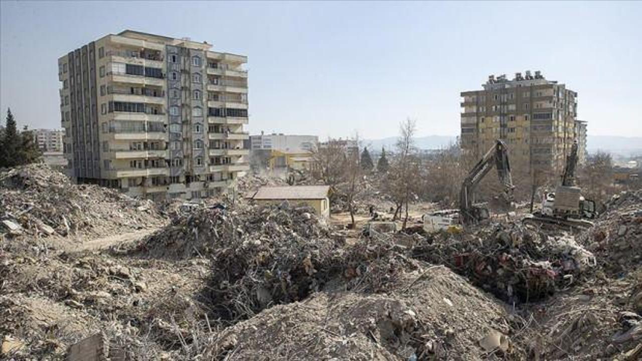 Ebrar Sitesi'nin müteahhitlerinden biri tutuklandı!