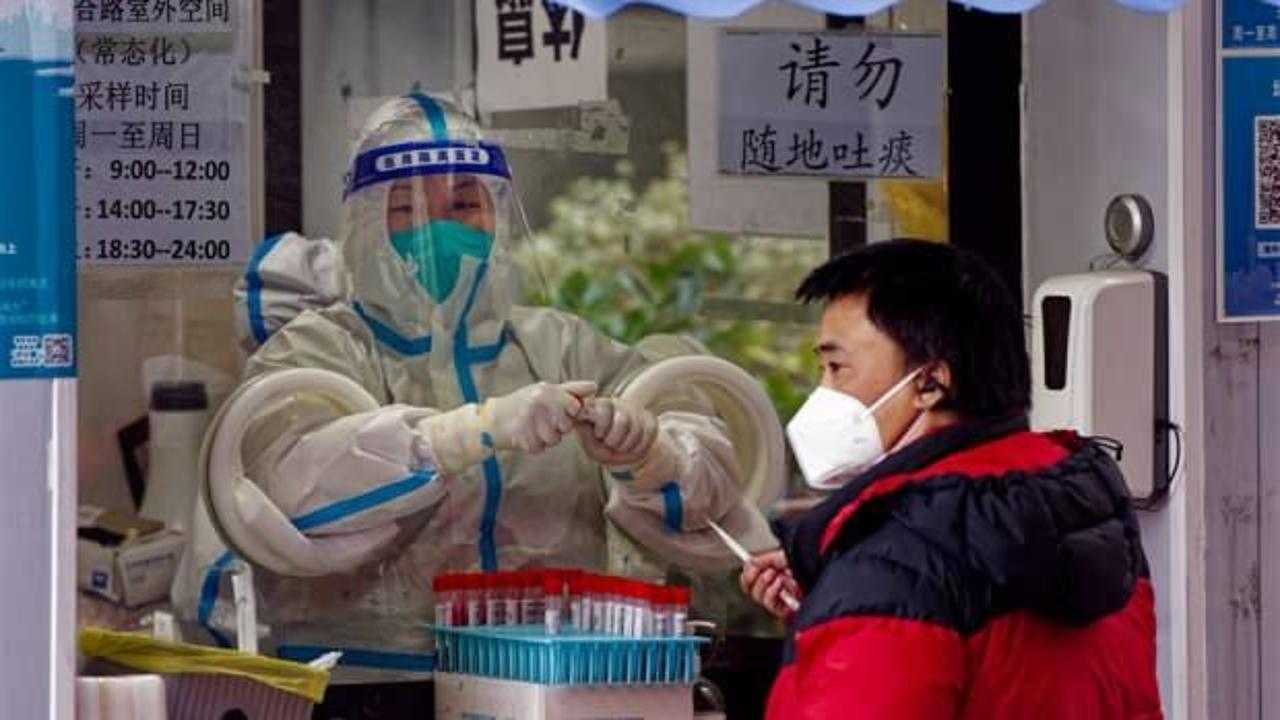 Sunday Times'tan çarpıcı koronavirüs iddiası: Dünyaya Çin yaydı