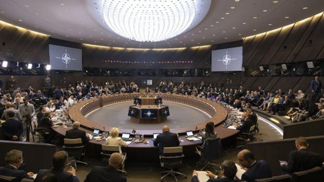 İki Türk devi, NATO savunma bakanlarıyla bir araya geldi!