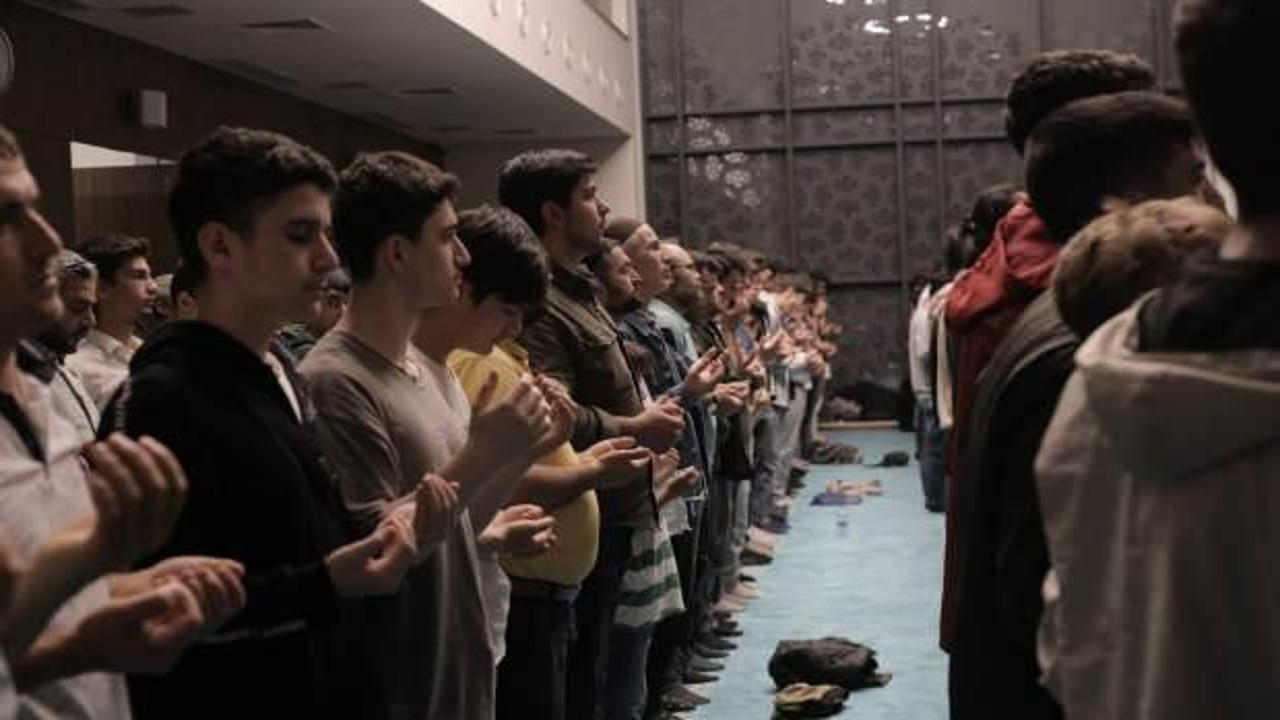 AGD, deprem b&ouml;lgesini yalnız bırakmıyor