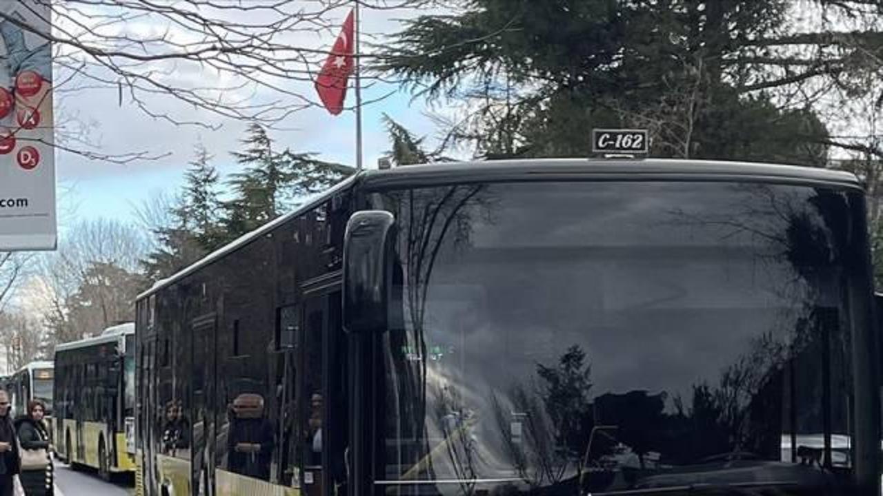 &Ouml;deneklerini zamanında alamayan &ouml;zel halk otob&uuml;sleri sahiplerinden İBB'ye tepki