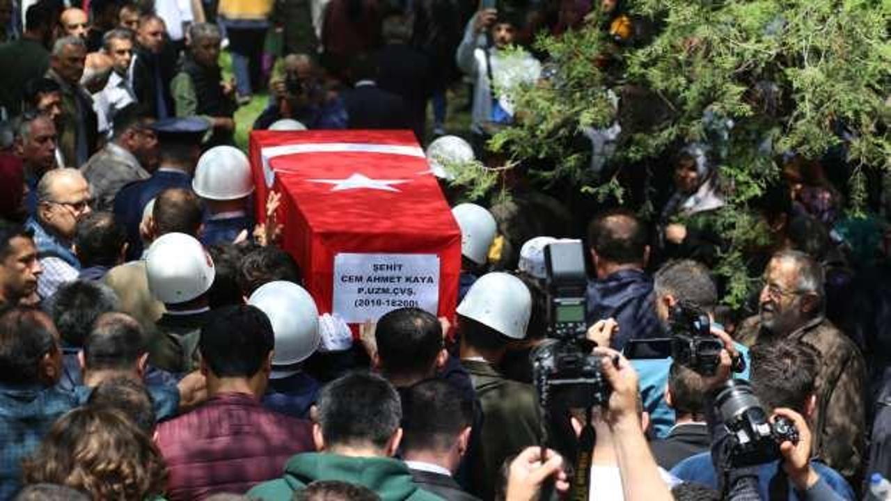 Pen&ccedil;e-Kilit Harekat B&ouml;lgesinde şehit olan 2 askerimiz son yolculuklarına uğurlandı