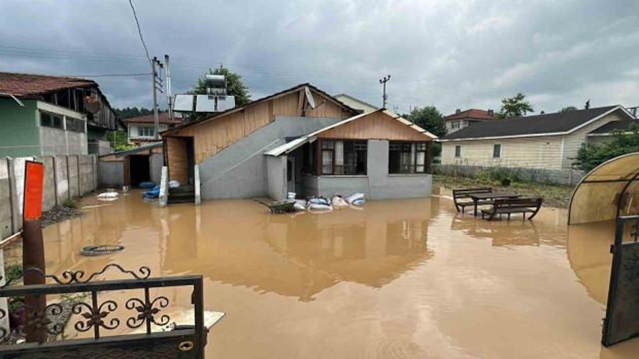 Alarm verilen kentte vatandaşlar tahliye ediliyor! 12 il i&ccedil;in kritik uyarı...