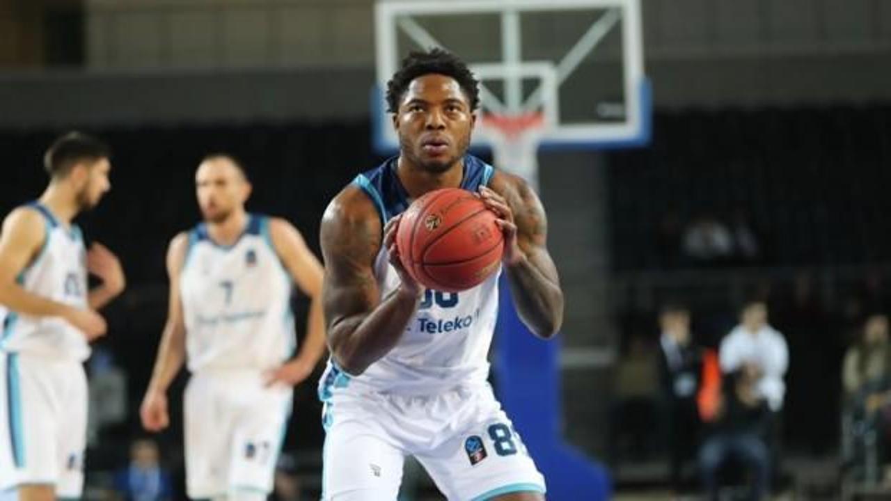 Anadolu Efes, ABD'li pivot Tyrique Jones'u transfer etti