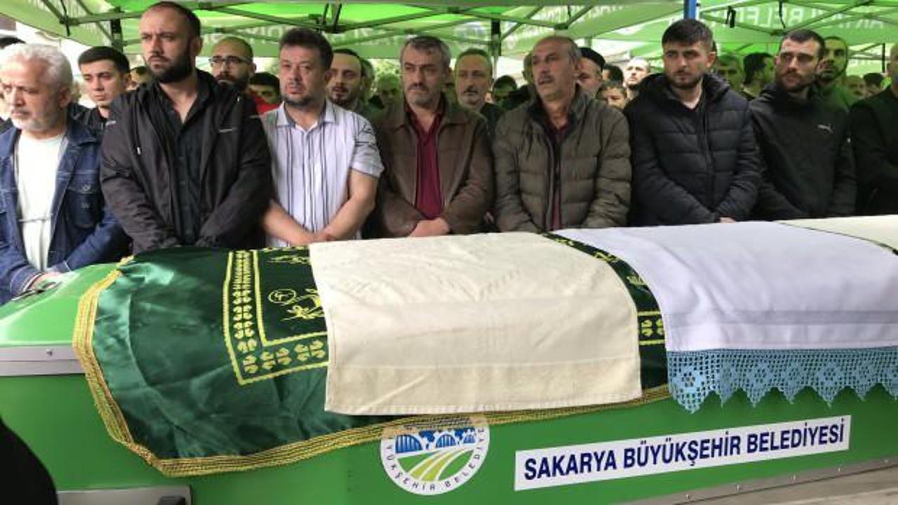 Kızını sınava yetiştirmek isterken &ouml;len babaya acı veda