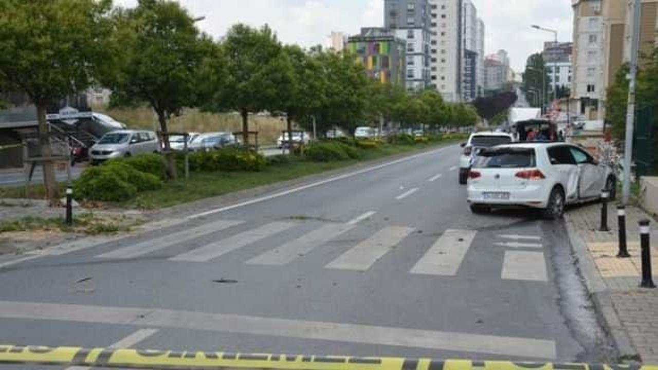 Ümraniye’de otomobile silahlı saldırı: Bir kişi yaralandı!