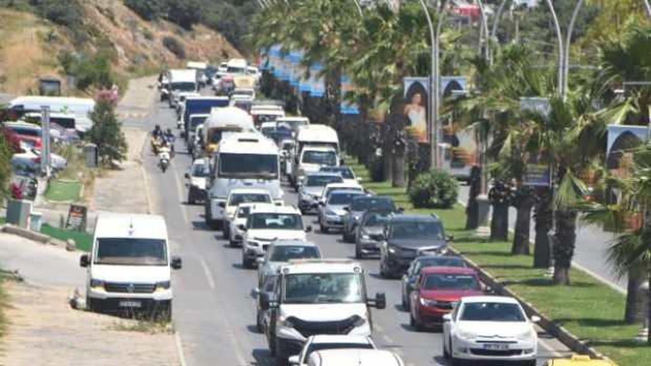 Bodrum'a 3,5 g&uuml;nde 50 binden fazla ara&ccedil; geldi