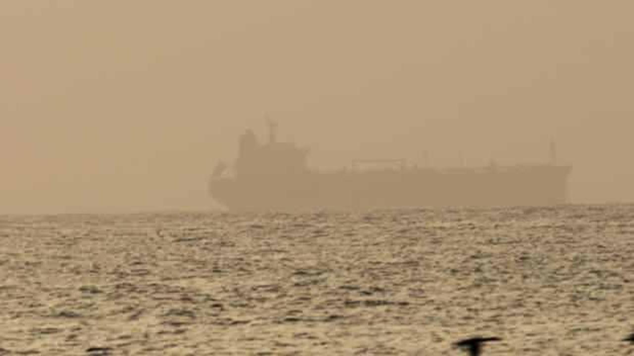 ABD: İran Basra Körfezi'nde ticari bir gemiye el koydu