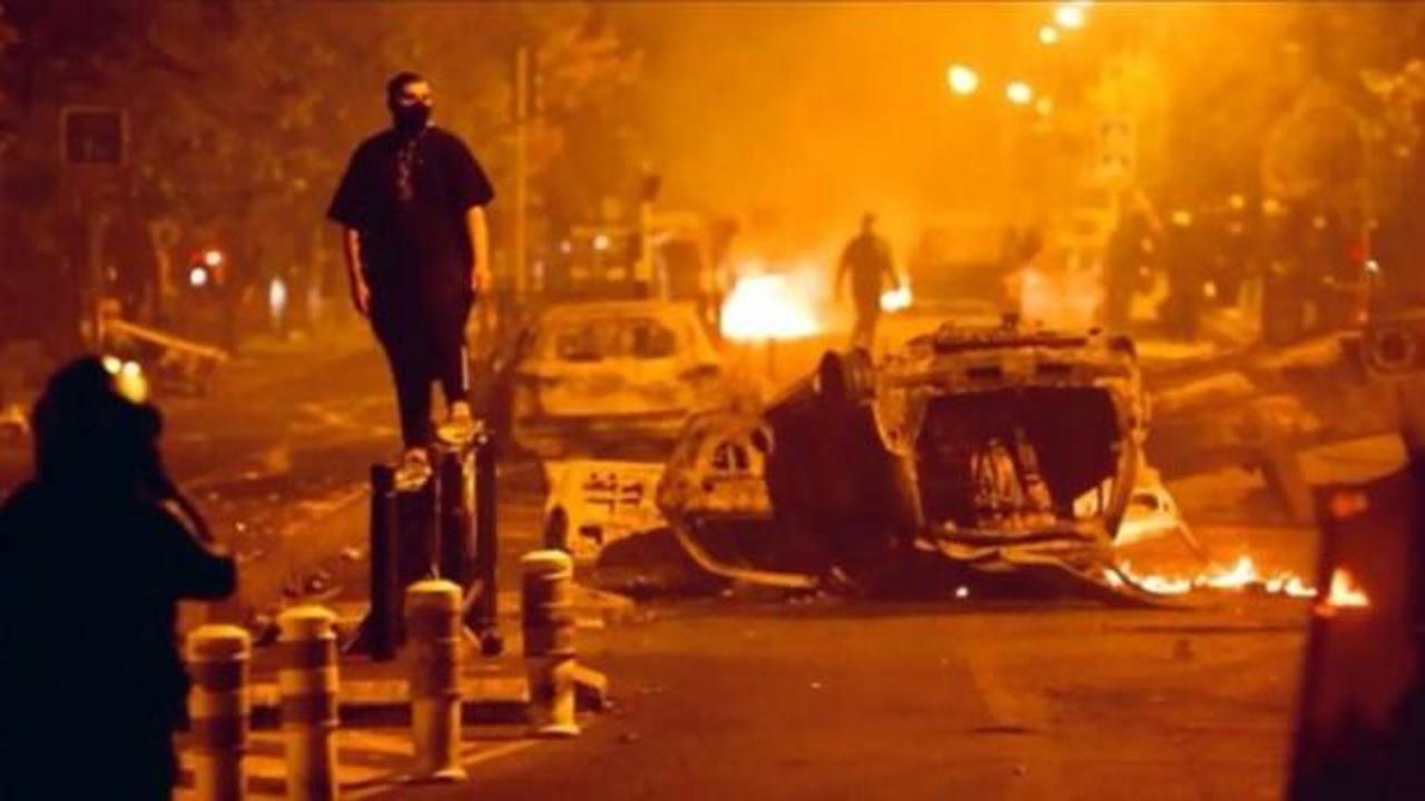 Fransa'da bir &ouml;l&uuml;m daha: Yangında hayatını kaybetti