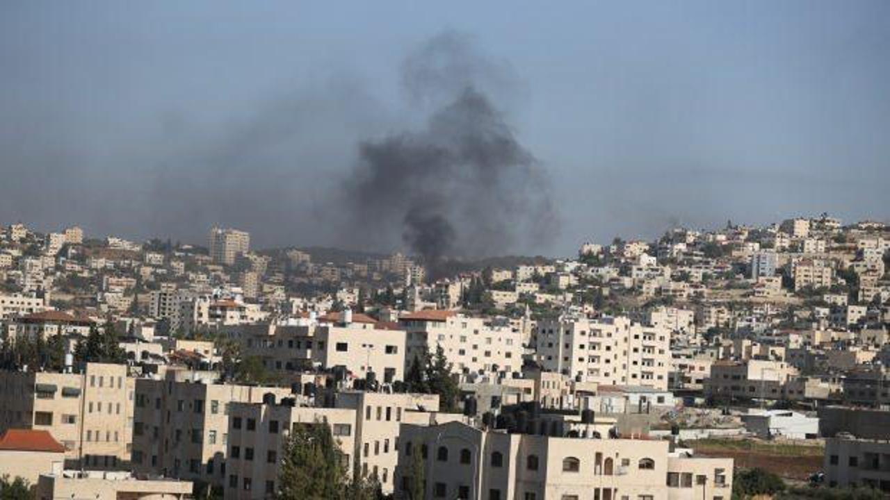 İsrail, Cenin&rsquo;deki kuşatmayı s&uuml;rd&uuml;r&uuml;yor