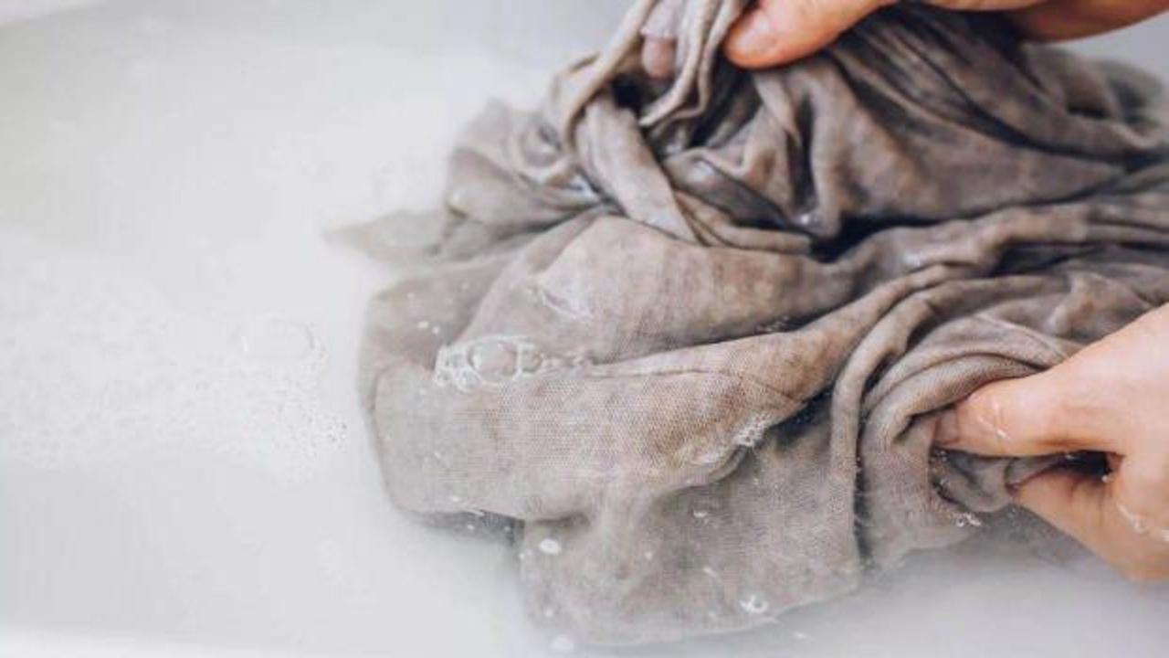 2 farklı yöntem: Keten gömlek nasıl yıkanır?
