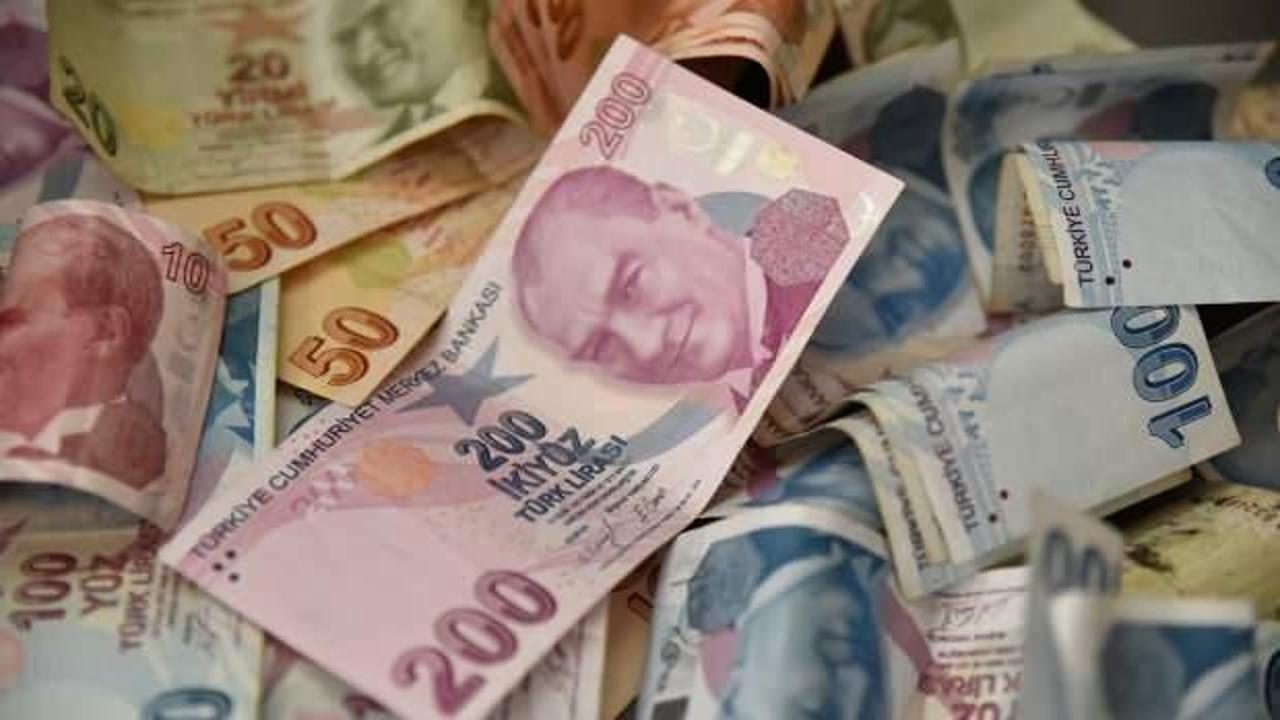 Memurlardan &uuml;&ccedil; talep: Zam teklifinde d&uuml;zeltme istediler