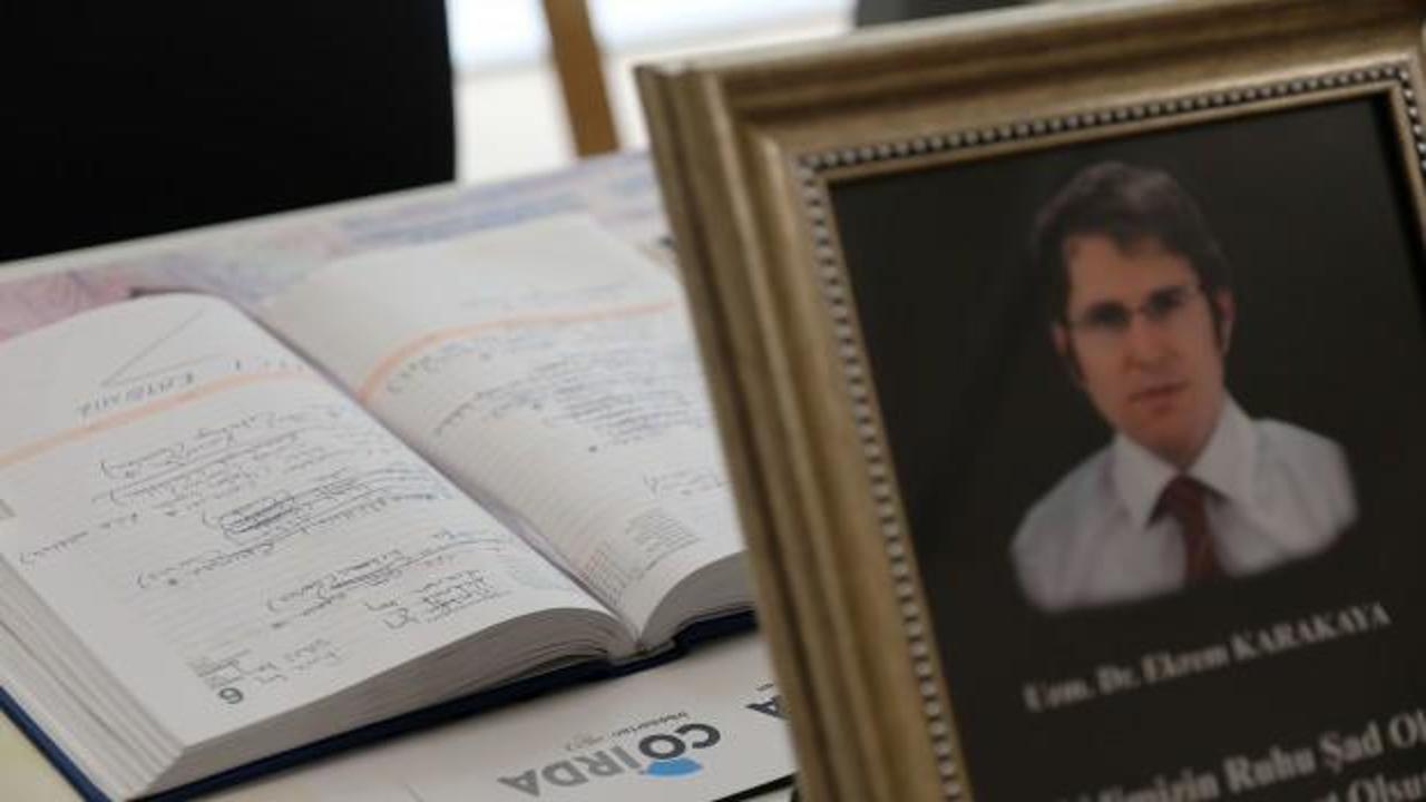 Şehit Dr. Ekrem Karakaya ölümünün 1’inci yıl dönümünde rahmetle anıldı