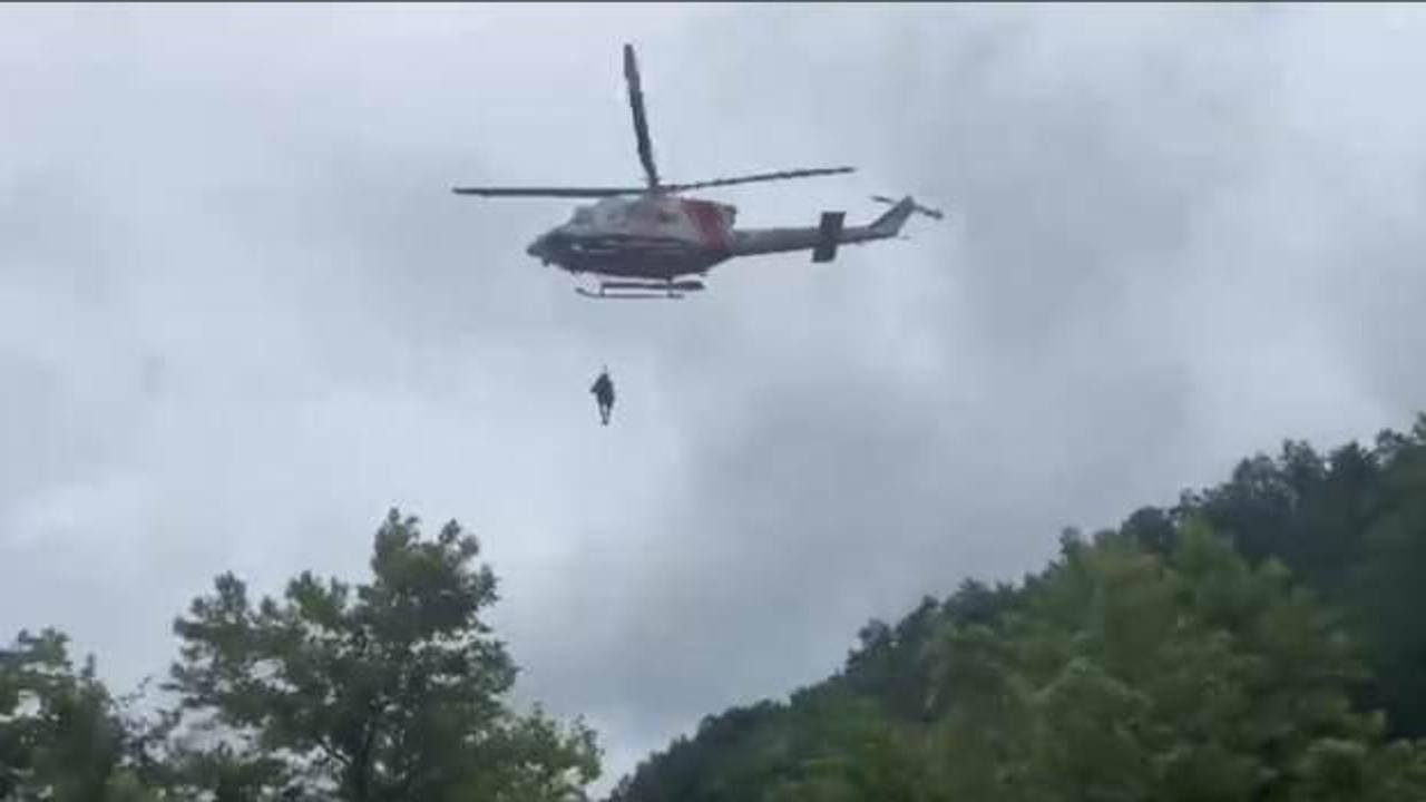 Şile’de mahsur kalan 2 vatandaş helikopterle kurtarıldı