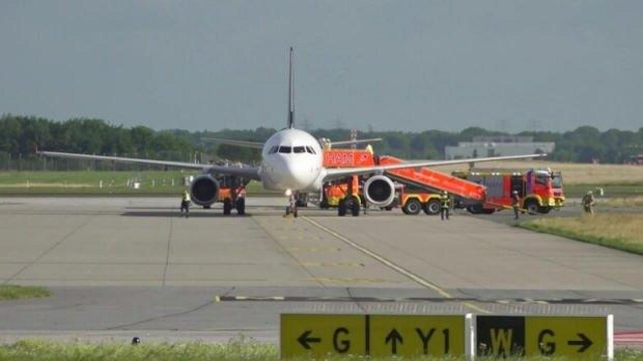 THY u&ccedil;ağında fırından &ccedil;ıkan duman nedeniyle acil iniş yapıldı