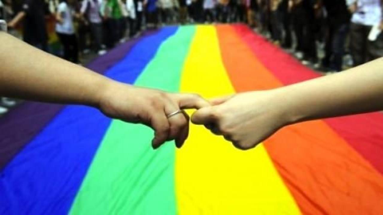 Nepal de eşcinsel evliliği tanıdı