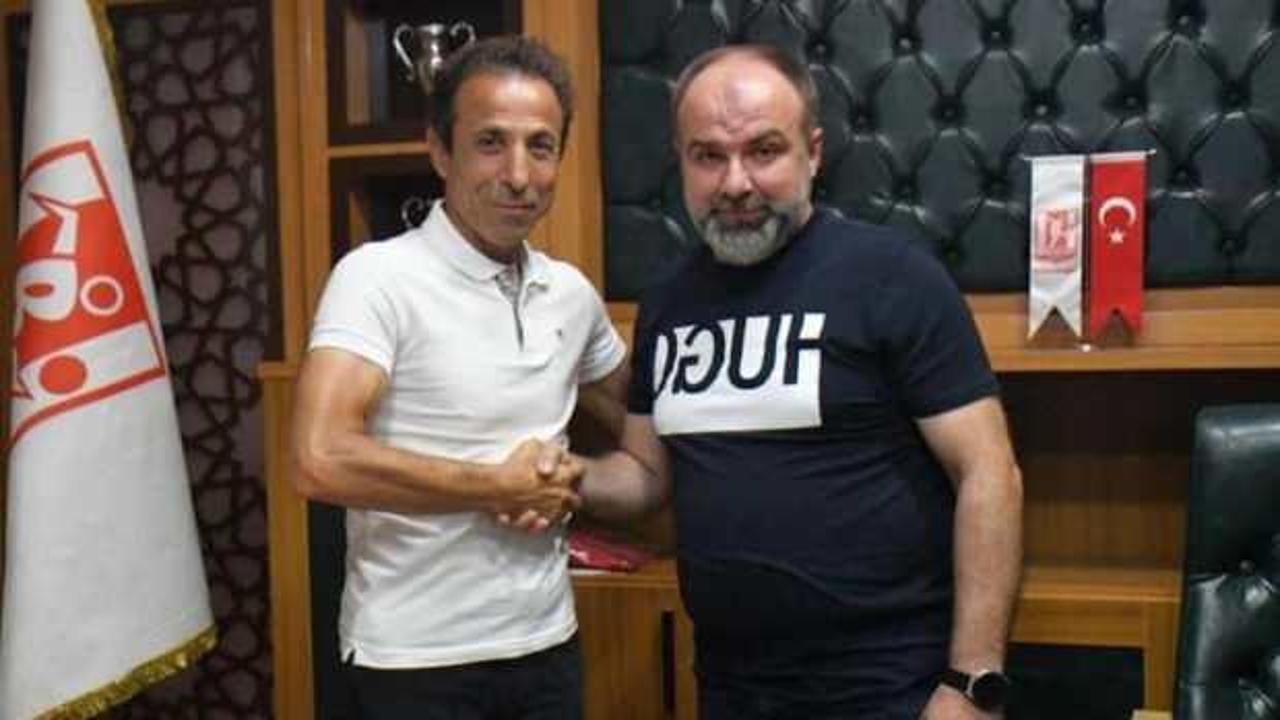 Balıkesirspor, Recep Çetin'le sözleşme imzaladı
