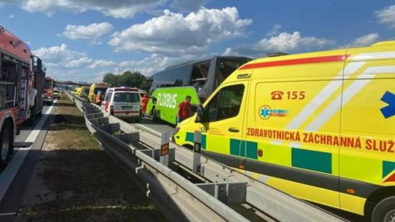 Çekya'da otobüs kazası: 1 ölü 50 yaralı