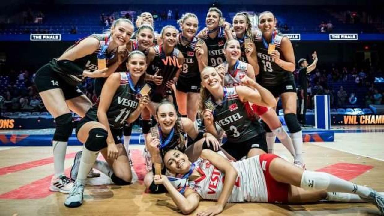 D&uuml;nya d&uuml;n gece bizi konuştu! "T&uuml;rkiye parlıyor"