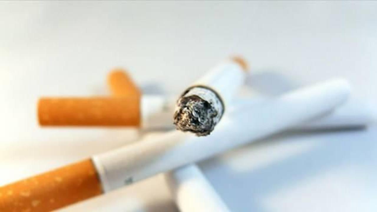 Hong Kong: 'Sigara içenlere dik dik bakın''