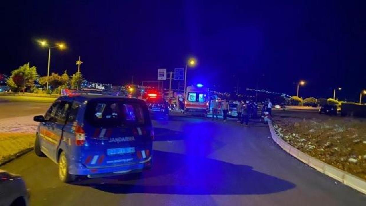 İki otomobil kafa kafaya çarpıştı: 1’i bebek 5 yaralı
