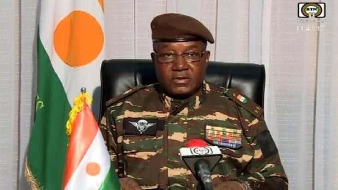 Nijer'deki cunta, ECOWAS'a meydan okudu