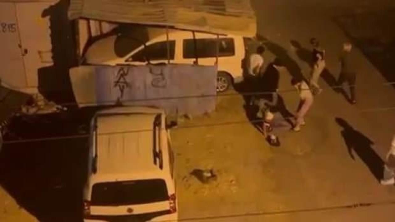 Adana&rsquo;da sokak ortasında tartışmada silahlar &ccedil;ekildi