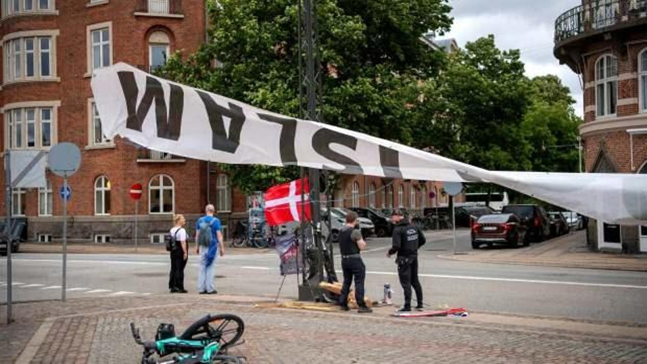 Danimarka'da Kur'an-ı Kerim'in yakılmasını engellemek isteyen kadına polis izin vermedi