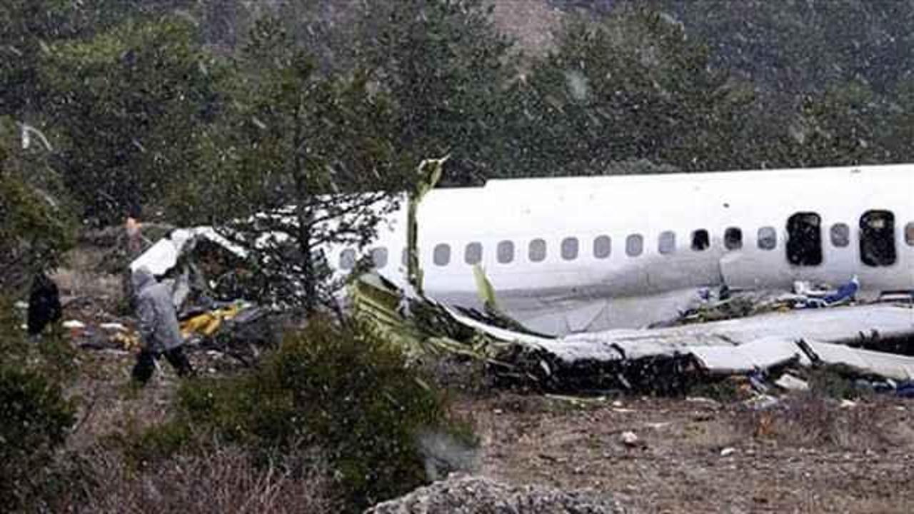 Kanada'da tek motorlu yolcu uçağı düştü: Çok sayıda ölü var
