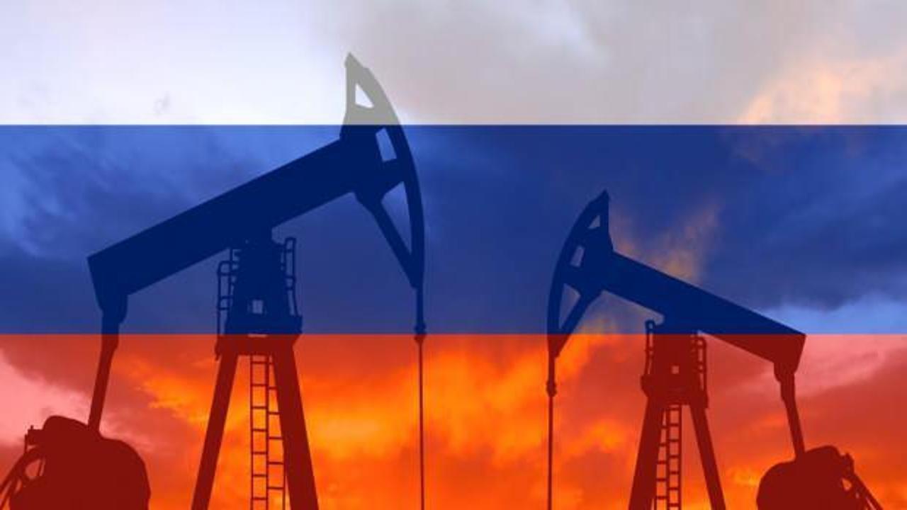 Rusya'da petrol rafinerisinde patlama!