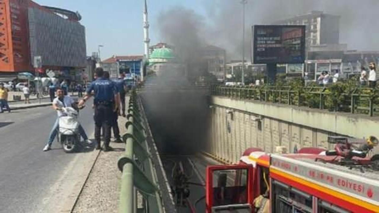 Son Dakika: &Uuml;mraniye'de İETT otob&uuml;s&uuml;nde yangın paniği!