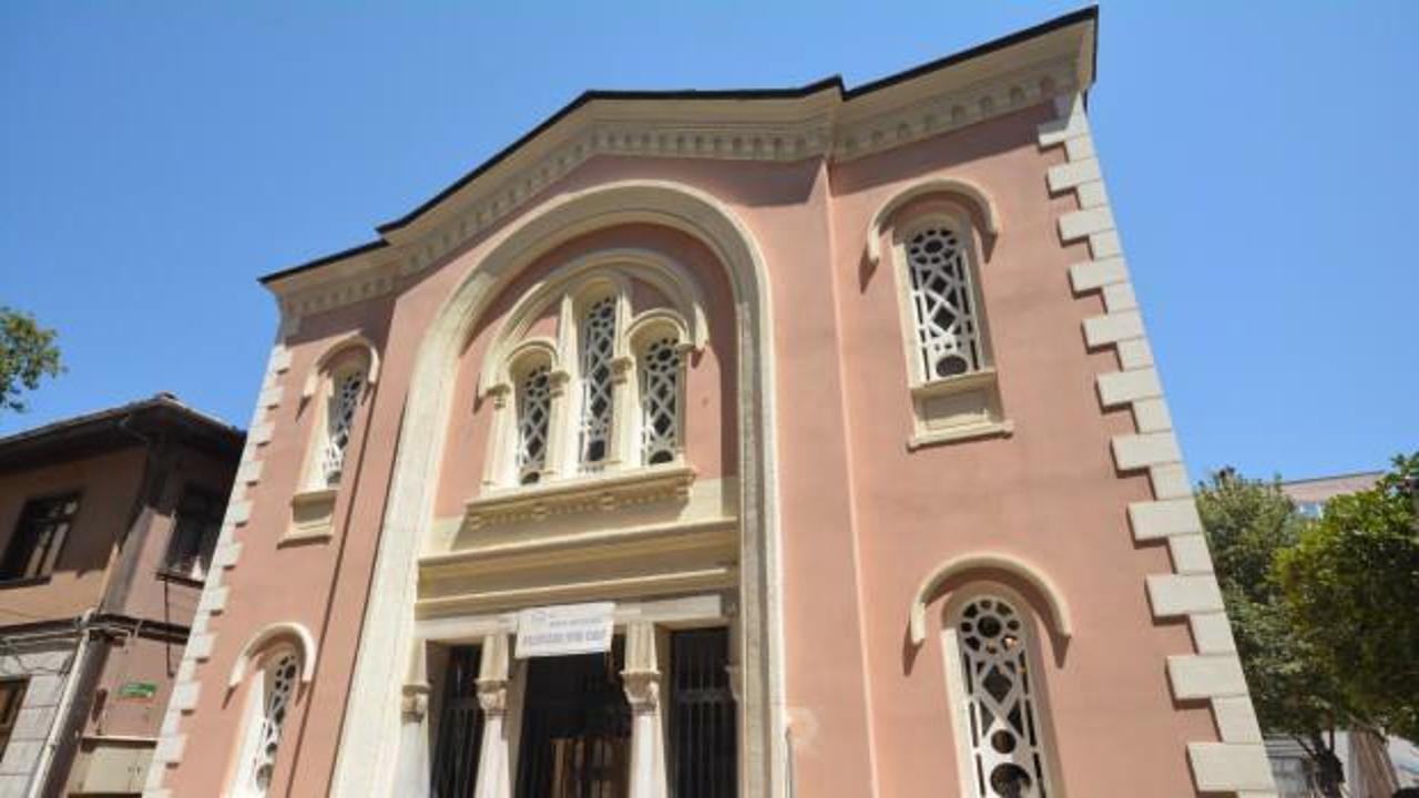 Tarihi Balıkpazarı Cami yarın yeniden ibadete açılacak