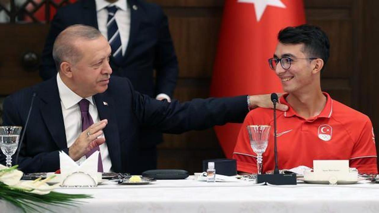 Cumhurbaşkanı Erdoğan'dan Türkiye'ye gurur yaşatan Mete Gazoz paylaşımı
