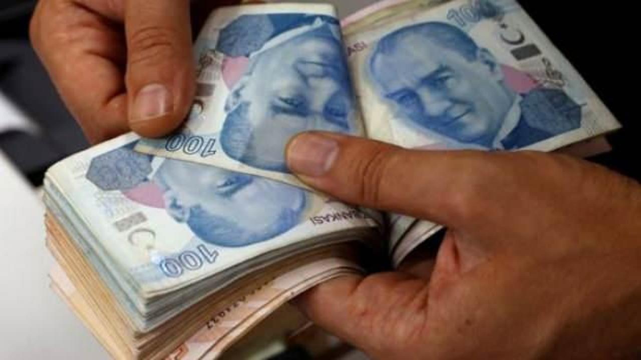 Depremden etkilenen esnafın kredi bor&ccedil;ları 6 ay ertelenecek