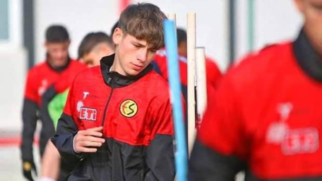 Eren Altıntaş, Alanyaspor'a transfer oldu