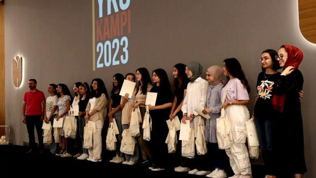 İbn Haldun &Uuml;niversitesi depremzede &ouml;ğrencileri ağırladı