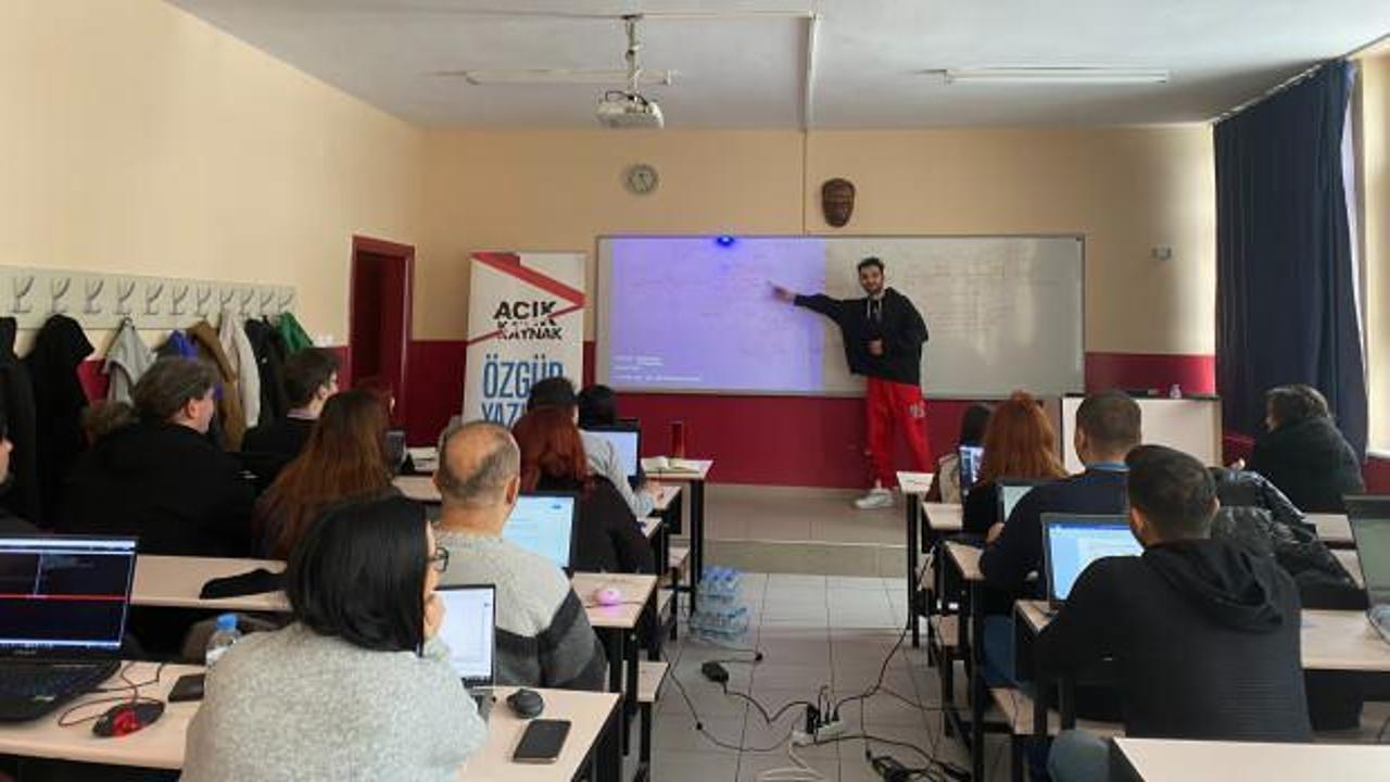 Mustafa Akgül Özgür Yazılım 2023 Yaz Kampı Başlıyor!