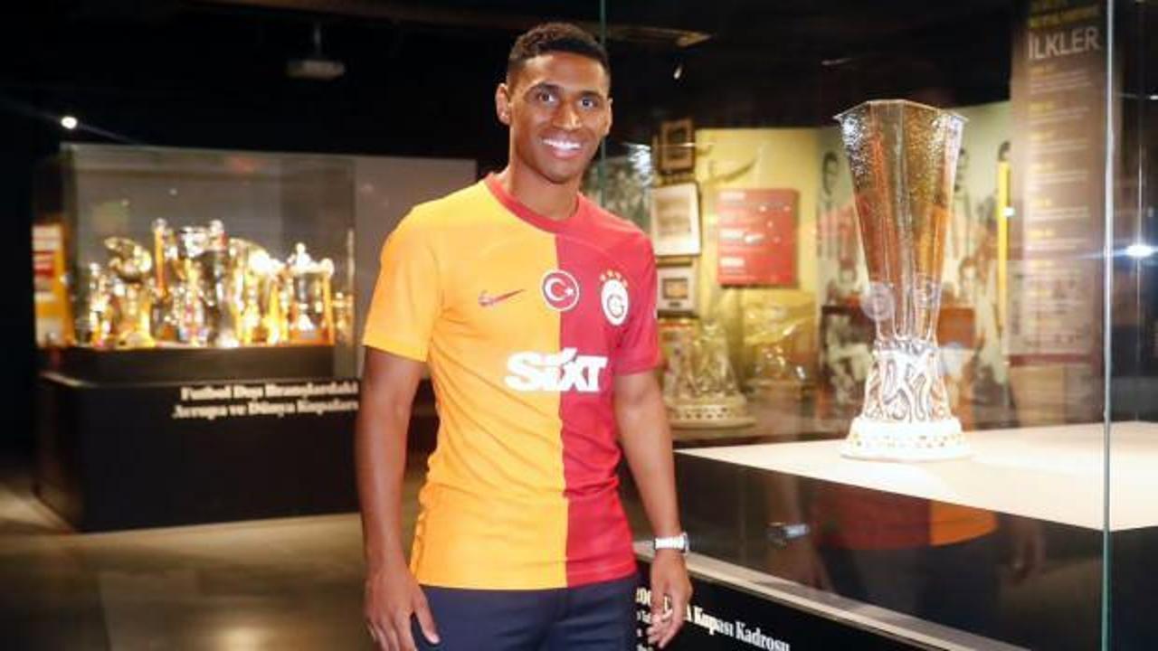 23 yaşındaki Tete, Galatasaray'ın 23. Brezilyalı oyuncusu oldu