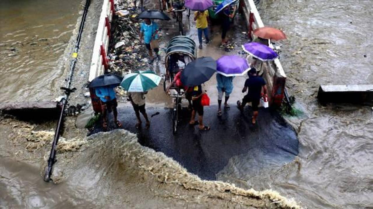 Bangladeş'teki muson yağmurları onlarca cana mal oldu