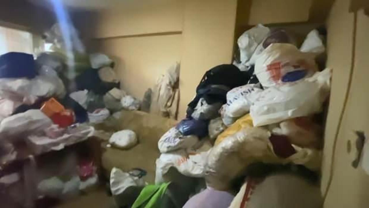 Gaziosmanpaşa'da evden 5 ton &ccedil;&ouml;p &ccedil;ıktı