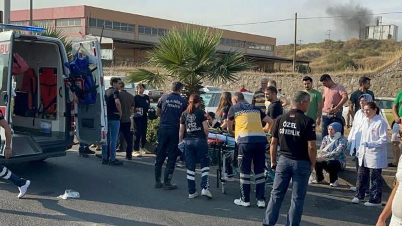 İş&ccedil;ileri taşıyan minib&uuml;s kaza yaptı: &Ccedil;ok sayıda yaralı var!