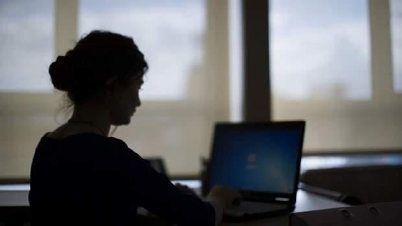 Memurların zam beklentisi anketlere b&ouml;yle yansıdı: Her 3 ayda bir zam