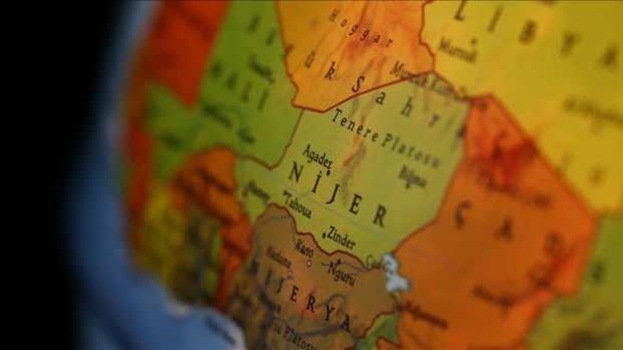 Nijerya, askeri darbenin yaşandığı Nijer ile tüm sınırlarını kapattı