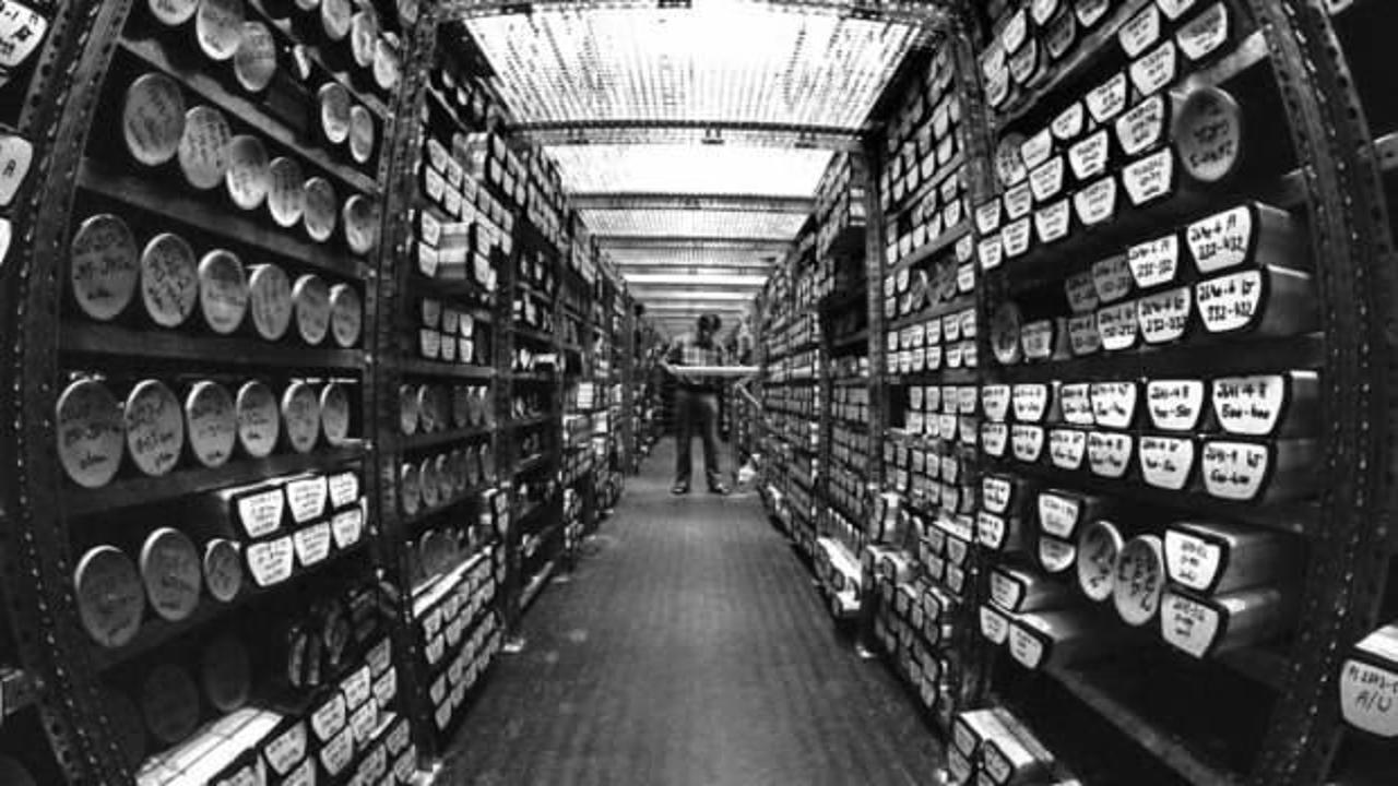 Sony eski şarkıları dijital ortama dönüştürdükleri için Internet Archive'a dava açtı!